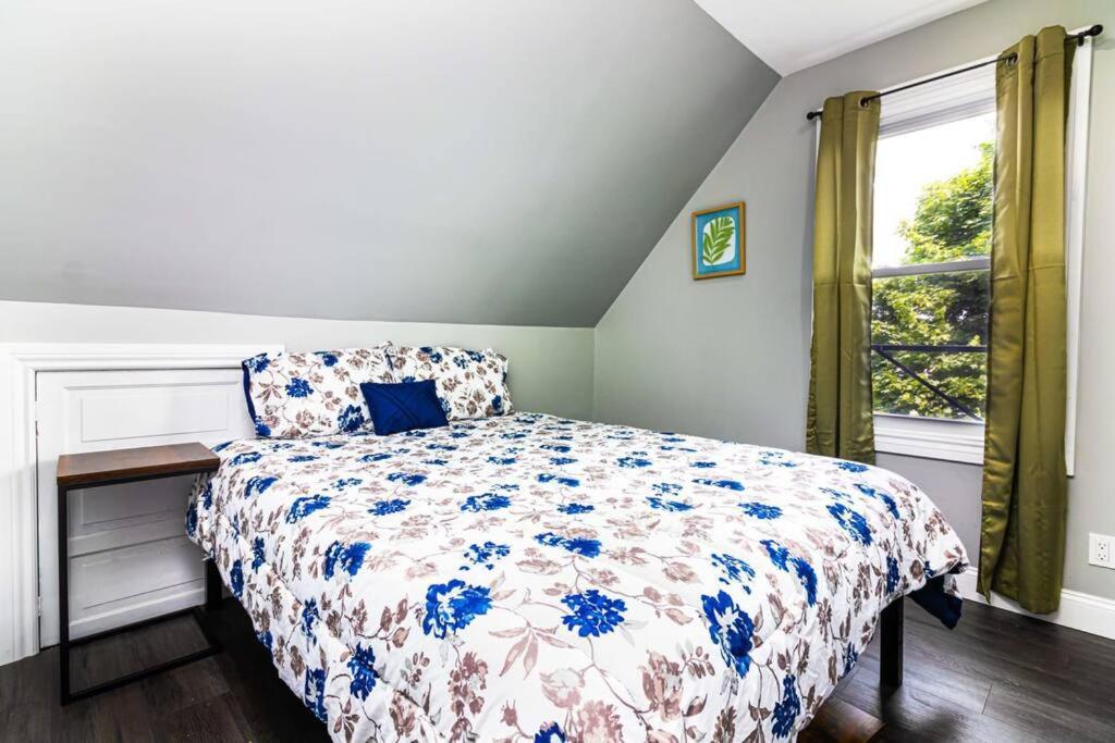 Cozy Micro Apartment, Minutes From Falls Niagara Şelalesi Dış mekan fotoğraf